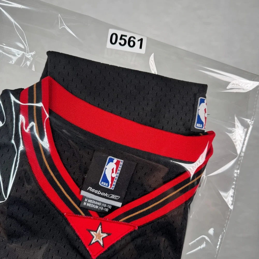 Reebok Philadelphia 76'ers Allen Iverson #3 Sixers Jersey Youth M 10-12 Black